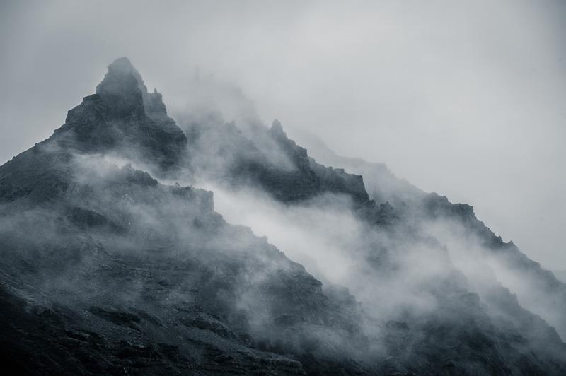 Фотообои Горы в тумане